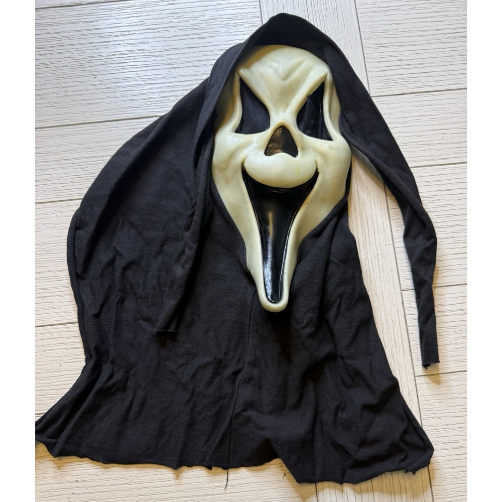 Vintage Fun World Ghost Face Mask Scream Smile‎ Halloween Hooded Happy wusssup